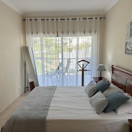 Charmant Appartement A 1Km De La Plage, Avec Piscine A Albufeira Luaran gambar