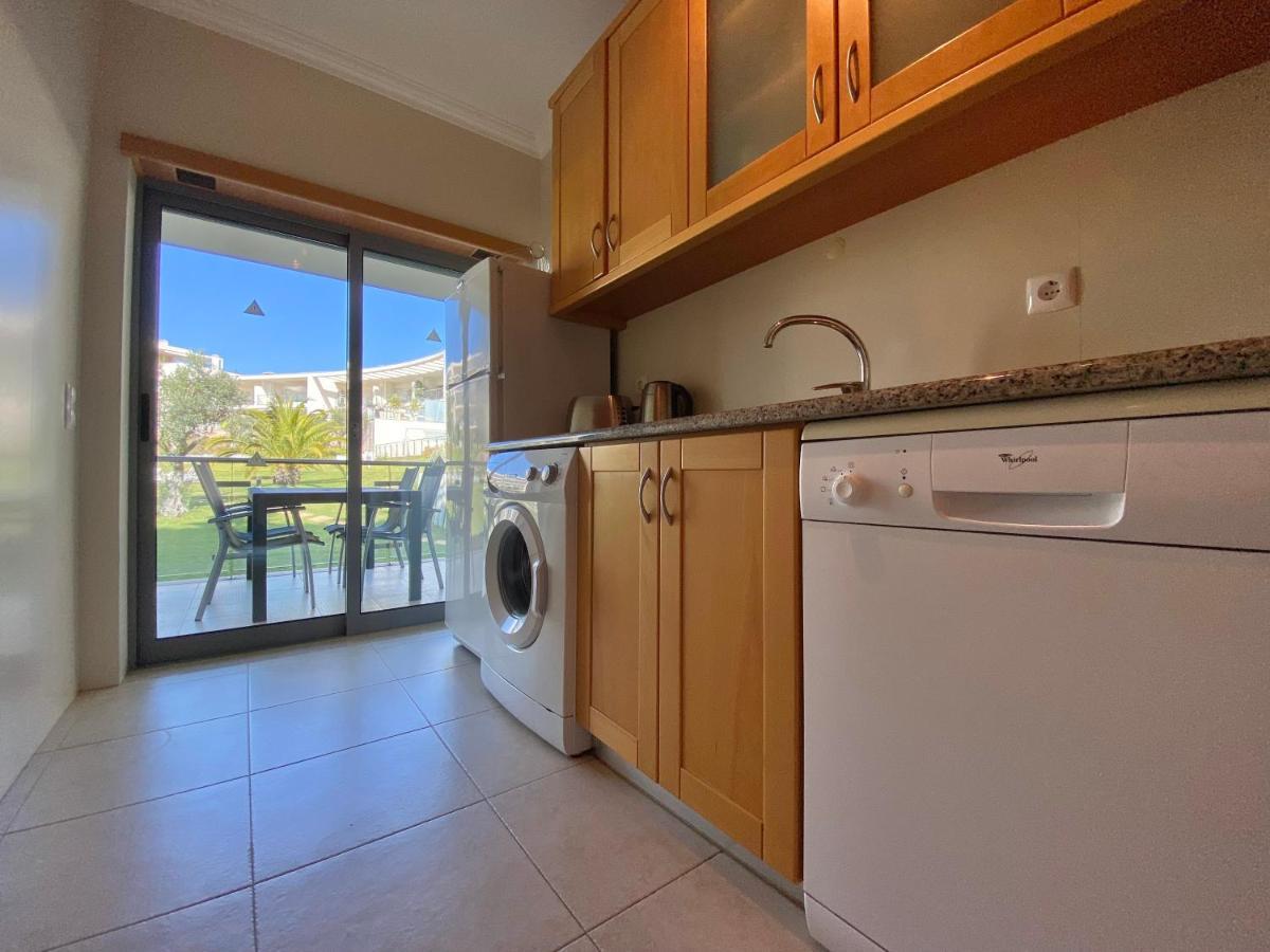 Charmant Appartement A 1Km De La Plage, Avec Piscine A Albufeira Luaran gambar