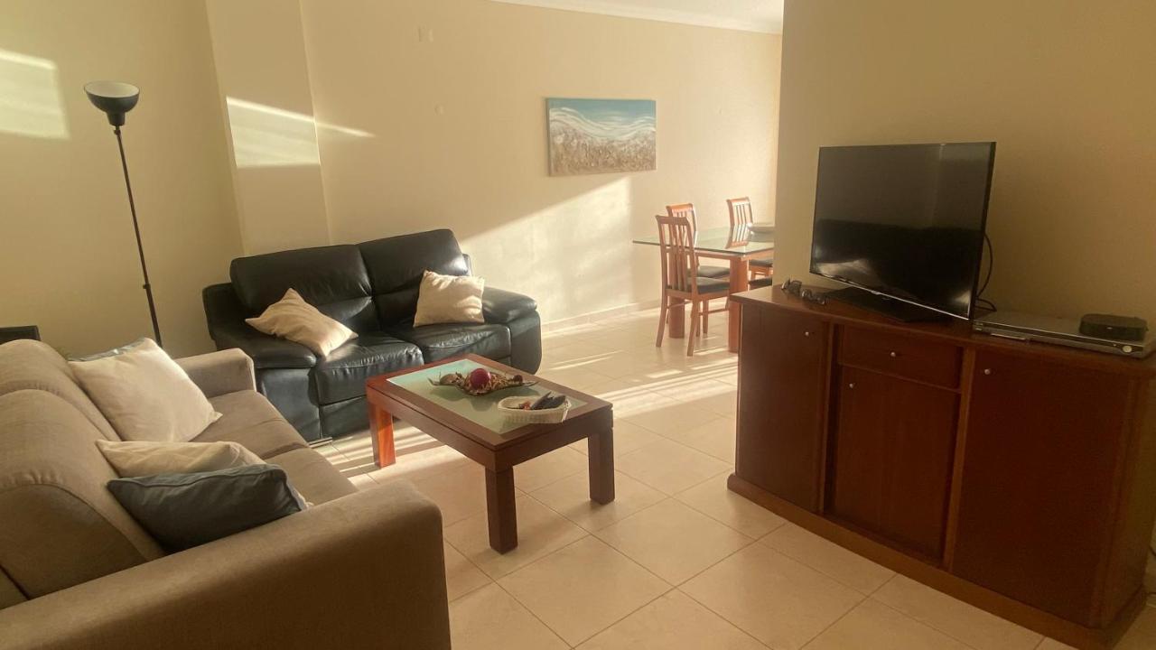 Charmant Appartement A 1Km De La Plage, Avec Piscine A Albufeira Luaran gambar