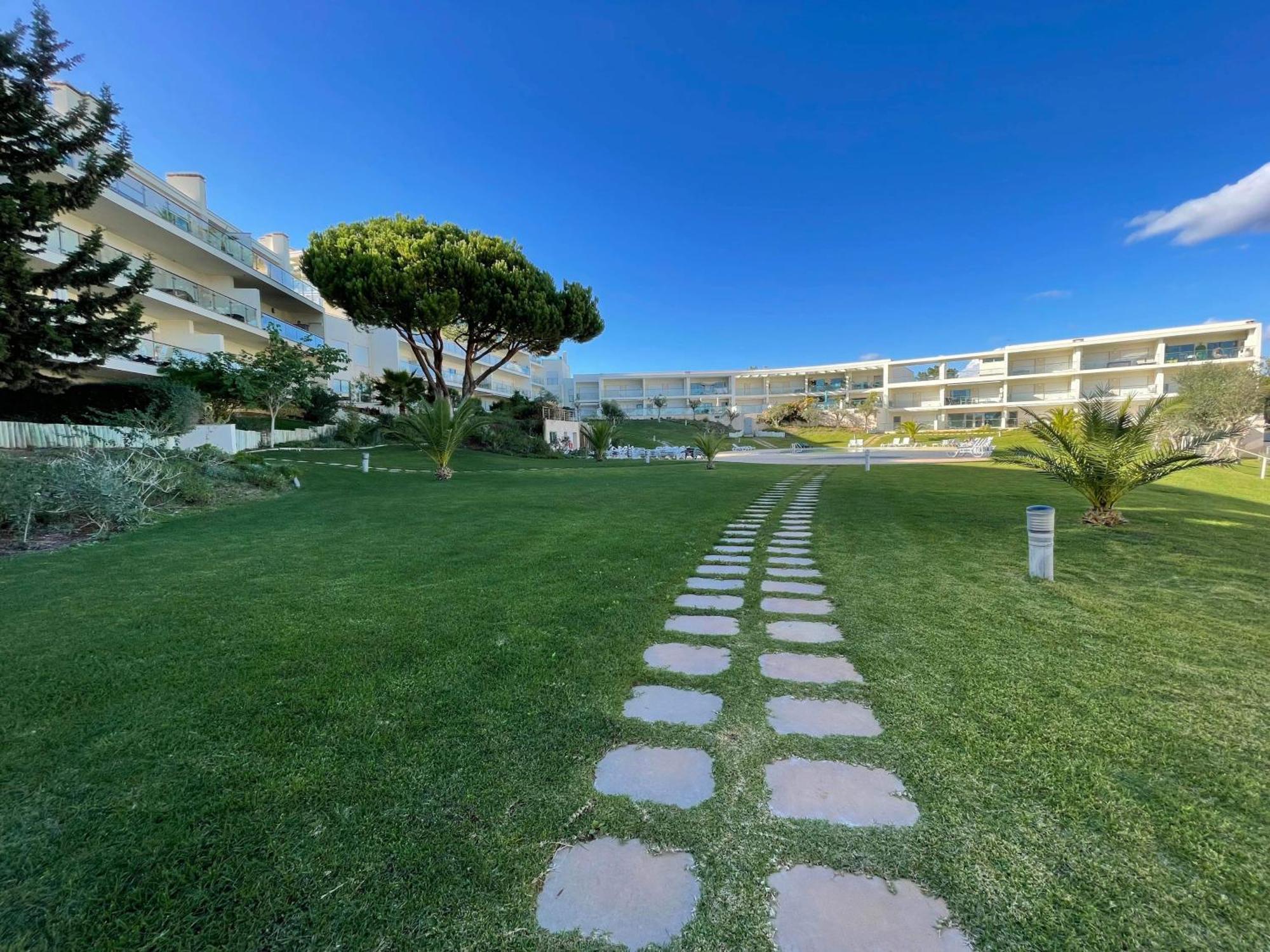 Charmant Appartement A 1Km De La Plage, Avec Piscine A Albufeira Luaran gambar