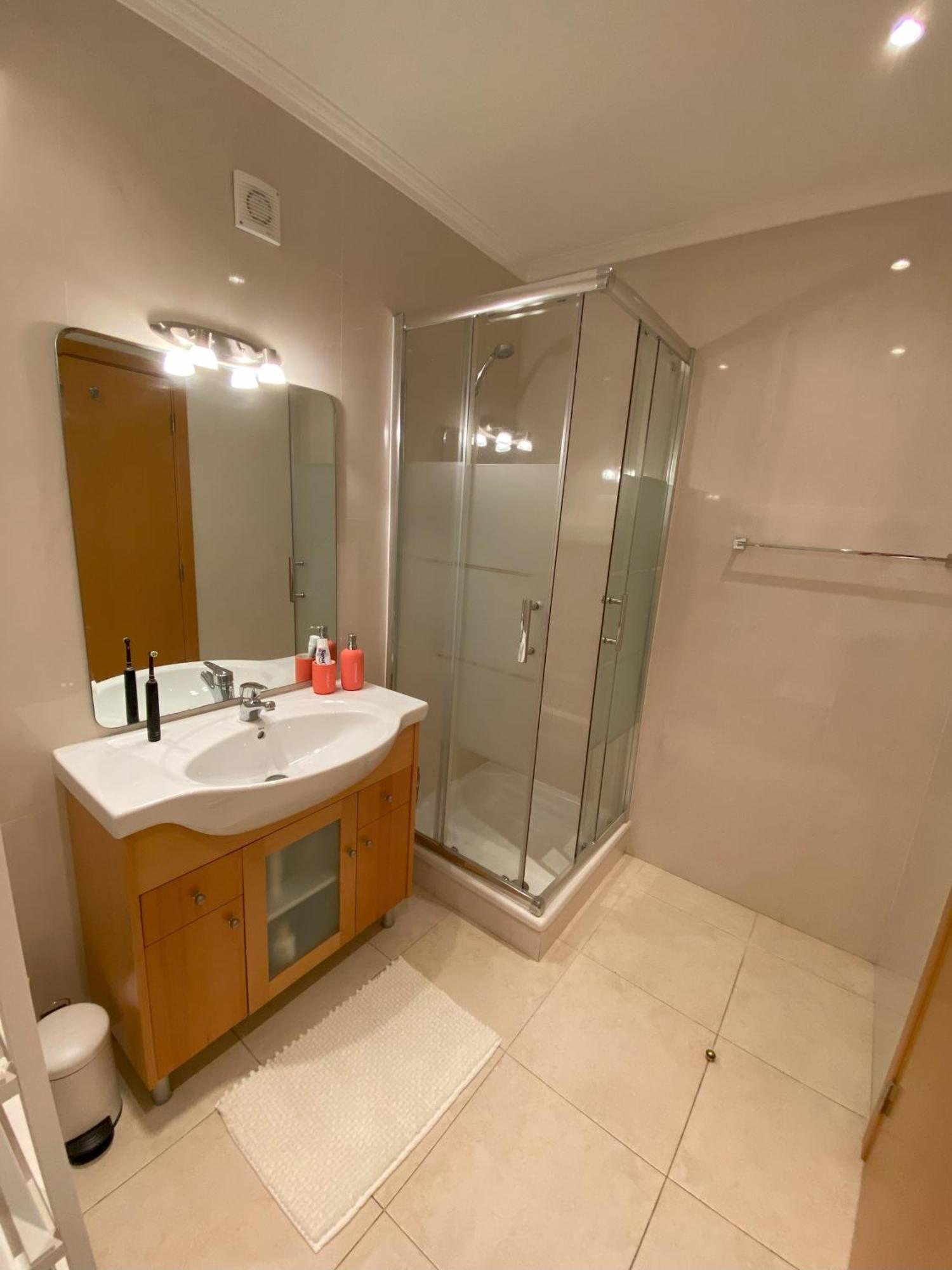Charmant Appartement A 1Km De La Plage, Avec Piscine A Albufeira Luaran gambar