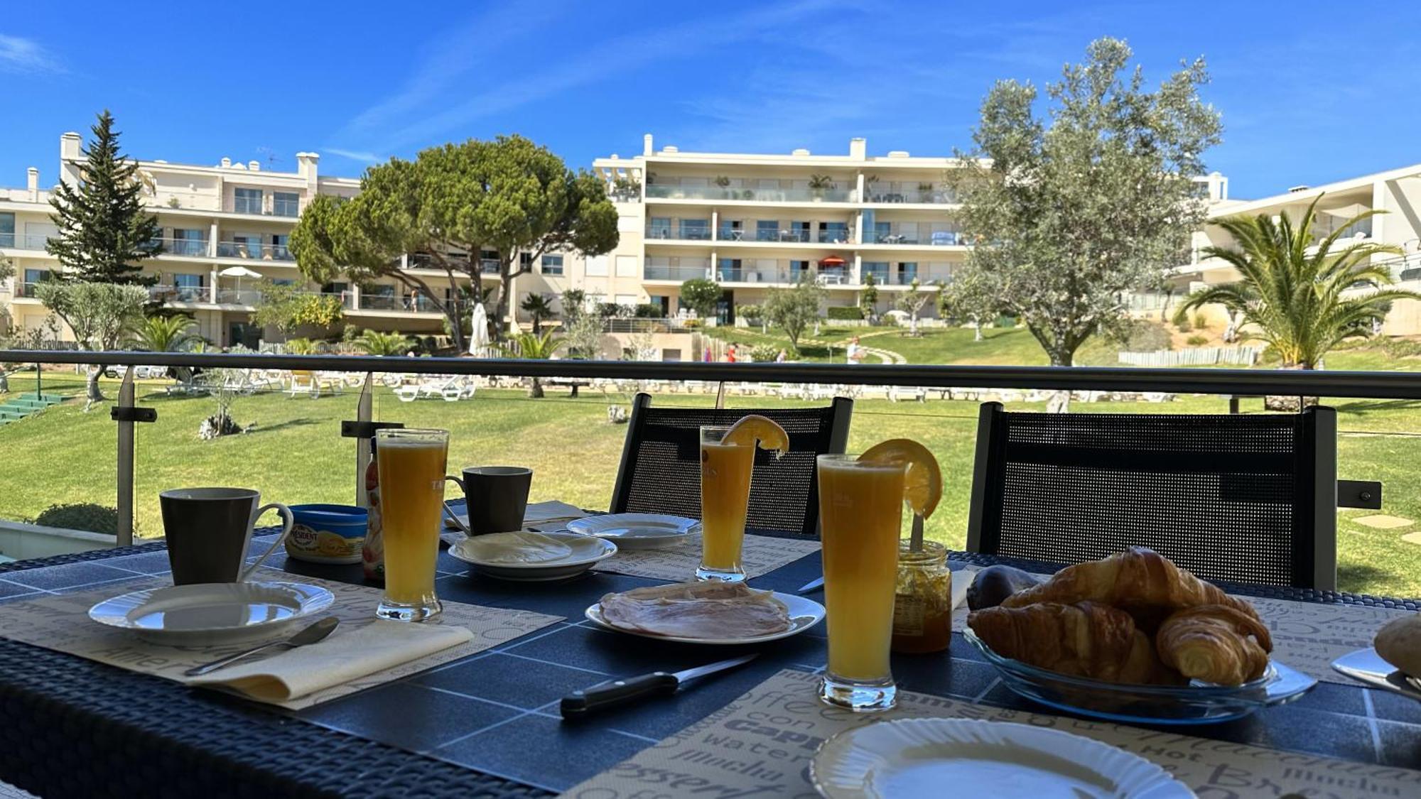 Charmant Appartement A 1Km De La Plage, Avec Piscine A Albufeira Luaran gambar